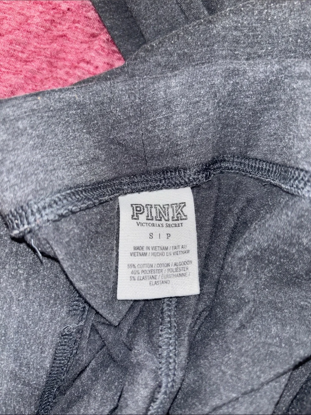 VS PINK Heather Magenta Racerback Tank with Charcoal Leggings - Picture 2 of 6